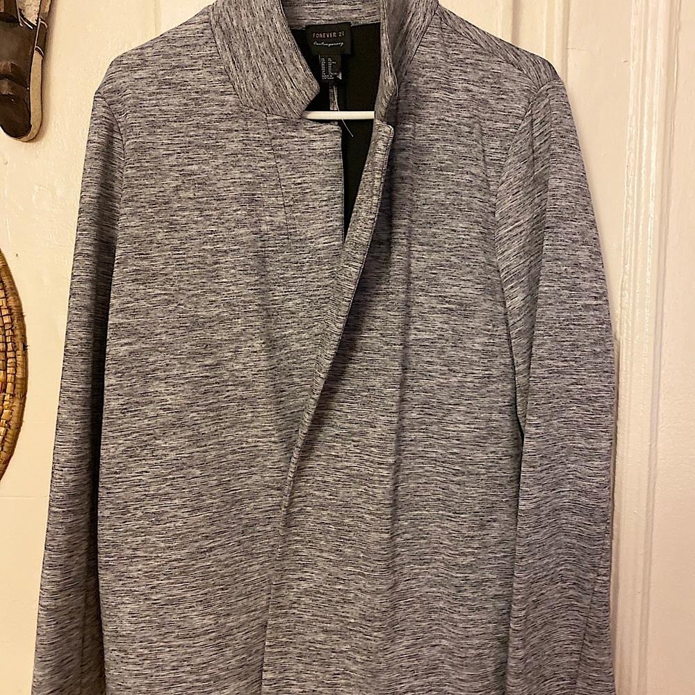 Sweater/blazer